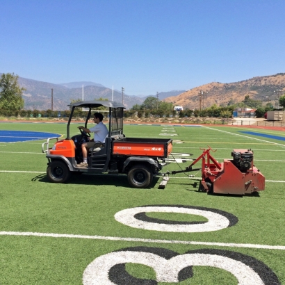 Green Lawn La Mesa, California Red Turf