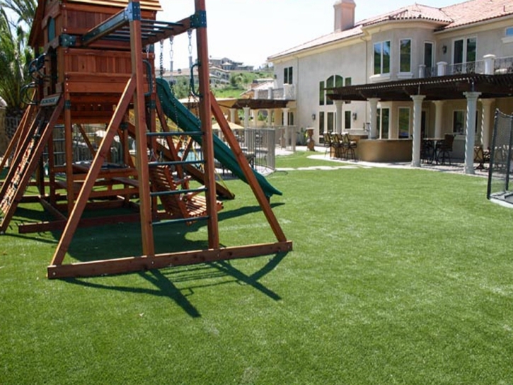 Grass Installation Salton City, California Landscape Design, Backyard Garden Ideas