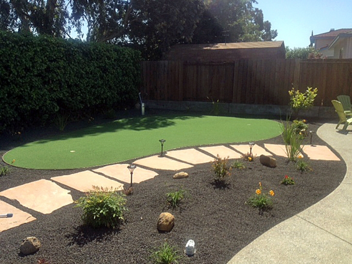 Green Lawn Julian, California Indoor Putting Green, Beautiful Backyards